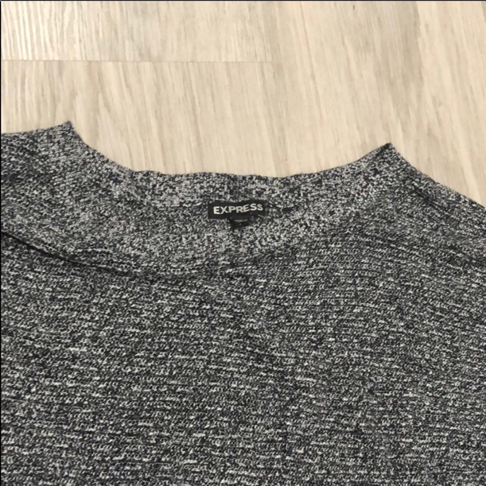 Gray Knit Top - image 2